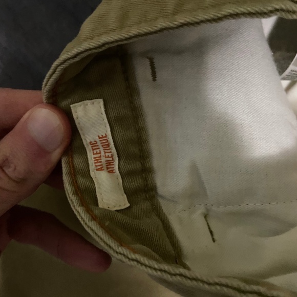 Men's Dockers 34x32 Khaki Athletic Fit Pants - Picture 4 of 4